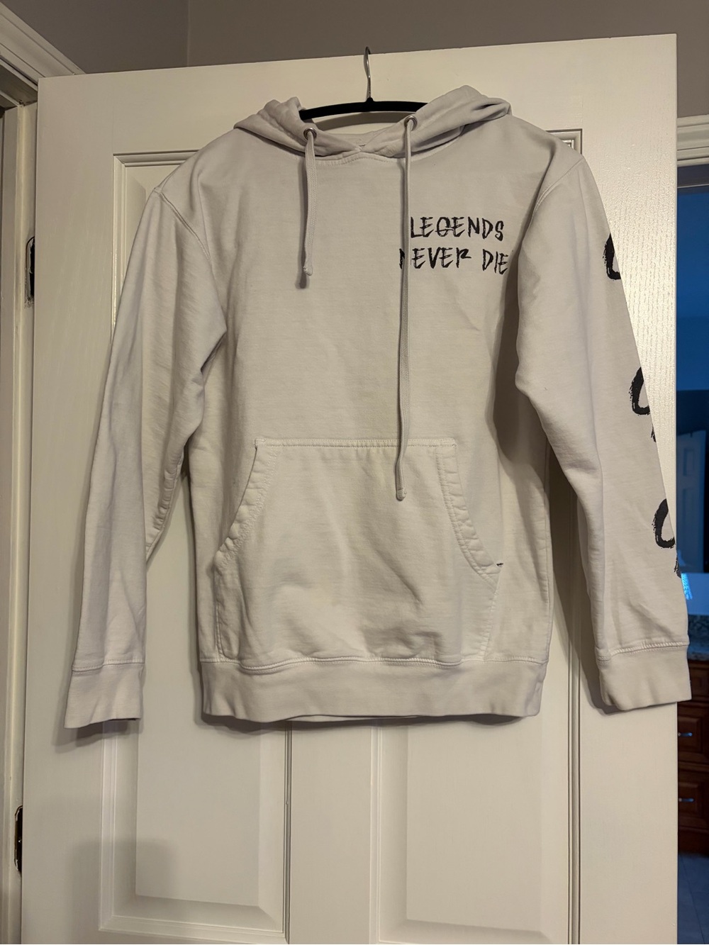 Juice world legends never die hoodie.